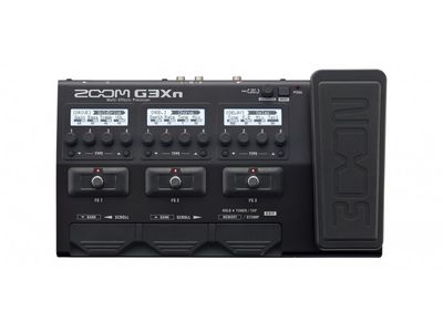 ZOOM Pedalera | Para Guitarra| 7 simultaneos | 150 Patches | Emulador de pedales y amplificadores | Looper de 80 segundos | Con pedal de expresion